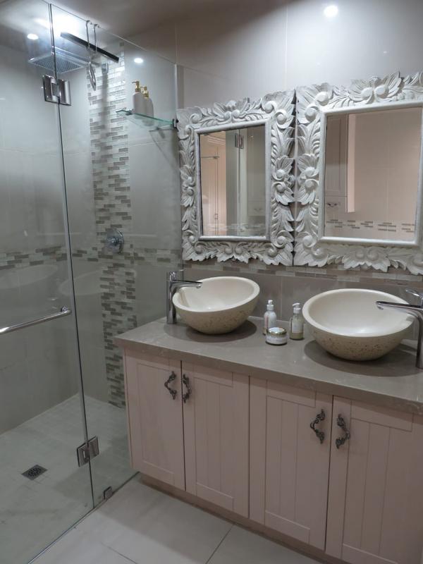 4 Bedroom Property for Sale in Kingswood Golf Estate Western Cape
